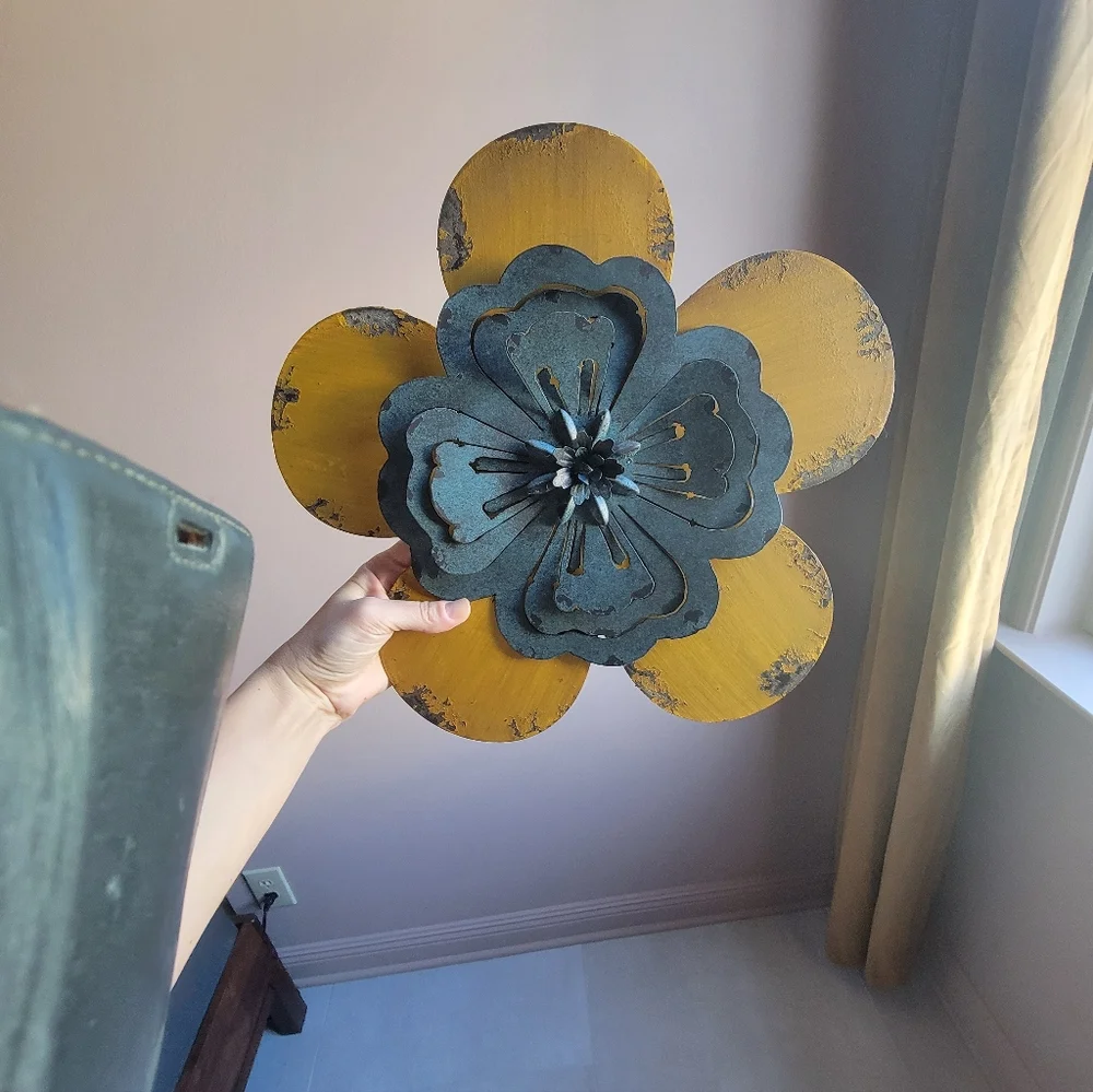 Flower Wall Decor Set - Picture 5 of 5